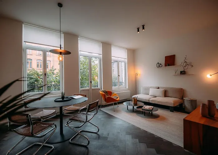 Special LUXE DESIGN apt in centre Antwerpen&FULL SERVICE!